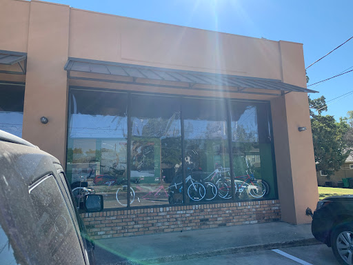 Bicycle Store «Denton Bicycle Center», reviews and photos, 1700 N Elm St, Denton, TX 76201, USA