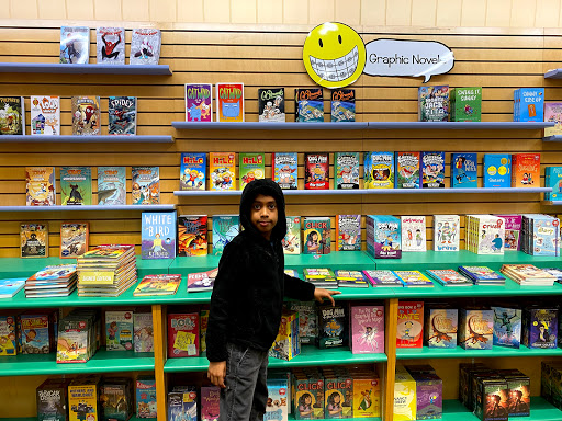 Book Store «Barnes & Noble Booksellers Libbie Place», reviews and photos, 5501 W Broad St, Richmond, VA 23230, USA