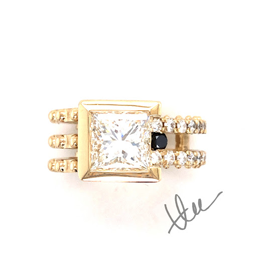 Jewelry Designer «T Lee Custom Designer Jewelry», reviews and photos, 509 1/2 1st Ave NE, Minneapolis, MN 55413, USA