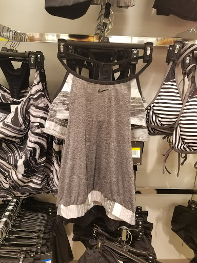 Shopping Mall «Blue Star Shopping Center», reviews and photos, 1701 US-22, Watchung, NJ 07069, USA