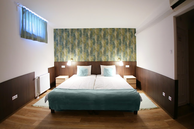 Opinii despre Bajor Étterem és Vendégház în Kecskemét - Szálloda