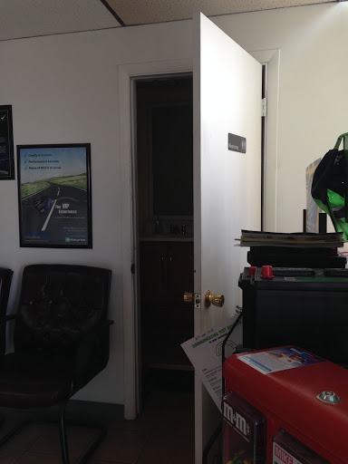 Auto Body Shop «Bar Harbor Auto Body», reviews and photos, 8201 Ritchie Hwy, Pasadena, MD 21122, USA