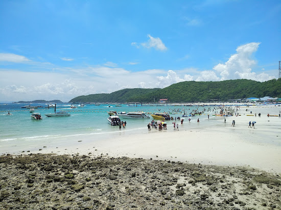 Tawaen Beach