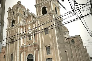 Basilica San Antonio de Padua image