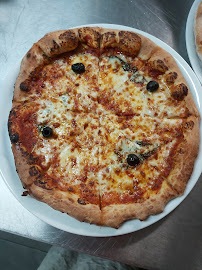 Plats et boissons du Pizzeria MEILLEURE PIZZA Blagnac - n°16