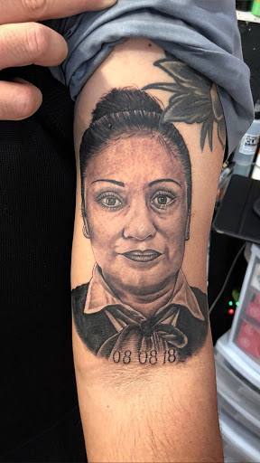 Tattoo Shop «The Plug Tattoo & Piercing, Inc.», reviews and photos, 12592 San Pablo Ave, Richmond, CA 94805, USA