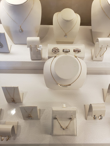 Jewelry Store «Jared The Galleria of Jewelry», reviews and photos, 567 E Townline Rd, Vernon Hills, IL 60061, USA