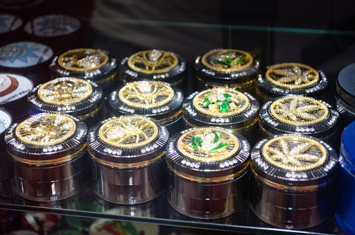 Tobacco Shop «Supernova Smoke Shop #6», reviews and photos, 6025 Callaghan Rd, San Antonio, TX 78228, USA