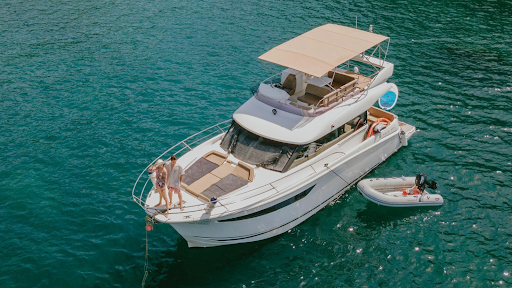 Hartt Voyages - Phuket Yacht Charter