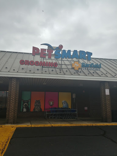 Pet Supply Store «PetSmart», reviews and photos, 5154 Nicholson Ln, Kensington, MD 20895, USA