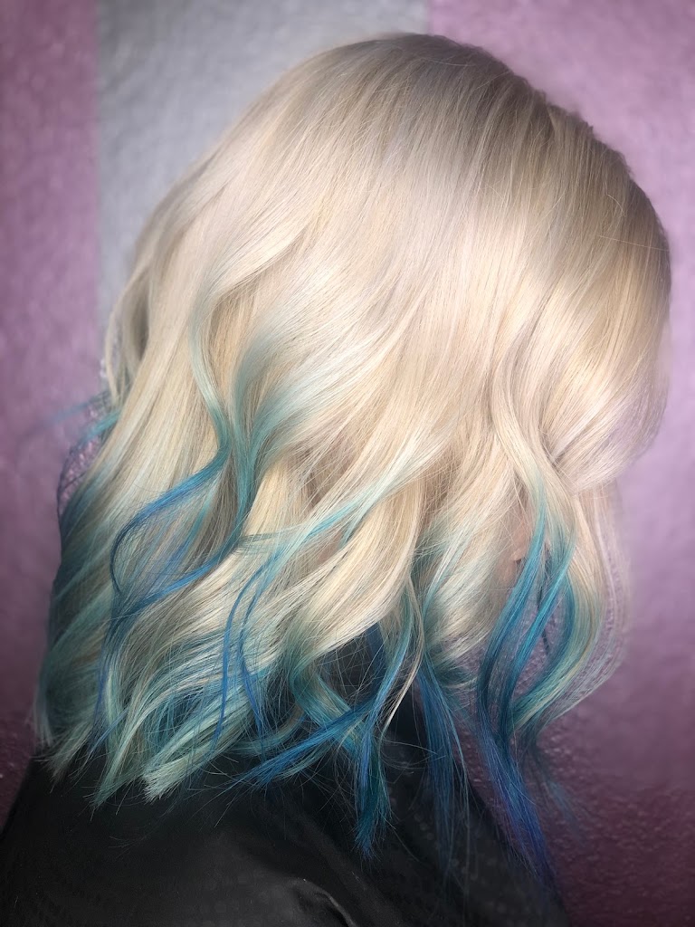 Dollhouse Salon 96080