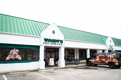 Woody's Sports Tavern & Grill