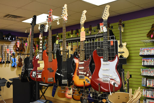 Pawn Shop «Money & More», reviews and photos, 1025 S Riverside Dr, Iowa City, IA 52246, USA