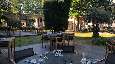 Les Tonneliers - Restaurant de Vignerons à Homps