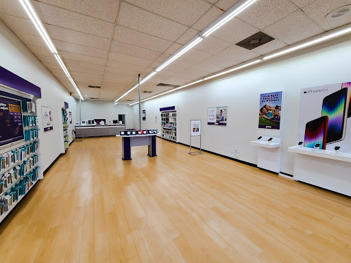 Cell Phone Store «MetroPCS Authorized Dealer», reviews and photos, 700 Dekalb Plaza Blvd, Fort Payne, AL 35967, USA