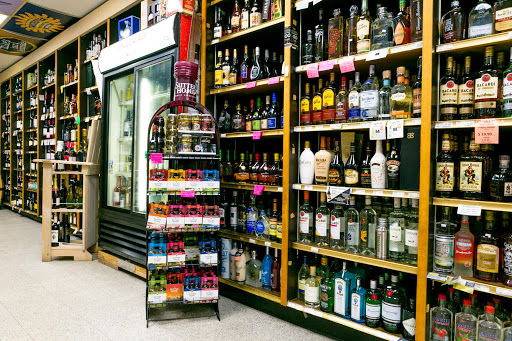 Liquor Store «Hidden Lake Liquors and Bar», reviews and photos, 2011 NJ-27, Somerset, NJ 08873, USA