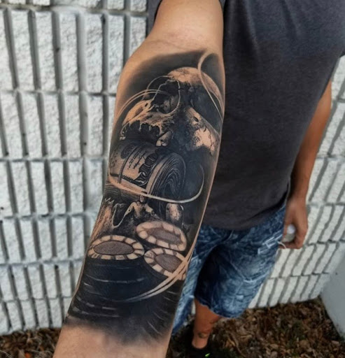 Explore tattoo gap filler ideas, creative tattoo ideas in Hollywood, available at Sacred Eye Tattoos