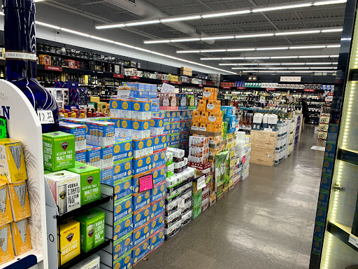 Liquor Store «Liquor City USA», reviews and photos, 965 Richmond Ave # F, Staten Island, NY 10314, USA