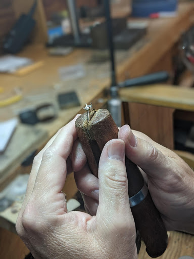 Jeweler «Goldsmith Jewelers, Inc.», reviews and photos, 12861 State Rd, North Royalton, OH 44133, USA