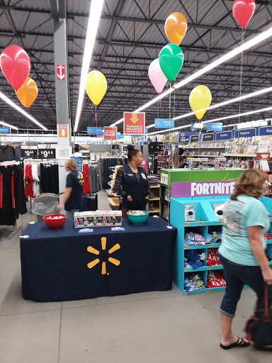 Department Store «Walmart Supercenter», reviews and photos, 2190 Gilmer Ave, Tallassee, AL 36078, USA