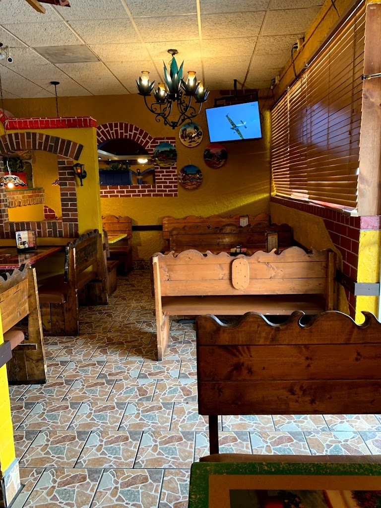 El Maguey Mexican Restaurant 63128
