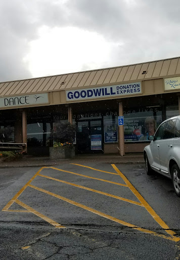 Thrift Store «Goodwill Donation Express», reviews and photos, 15595 SW 116th Ave, King City, OR 97224, USA