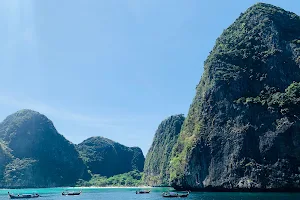 Phi Phi Diving image