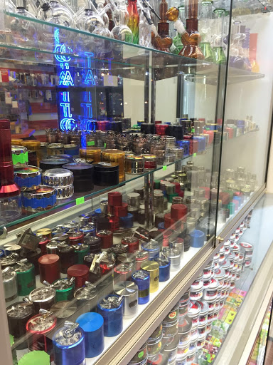 Tattoo Shop «Village Pop Tattoo & Body Piercing/Smoke Shop», reviews and photos, 761 Bergen Ave, Jersey City, NJ 07306, USA