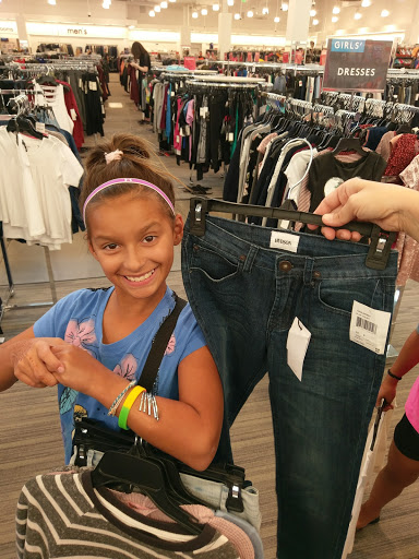 Department Store «Nordstrom Rack Easton Market», reviews and photos, 3736 Easton Market, Columbus, OH 43219, USA