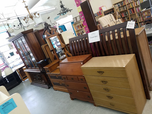 Thrift Store «Out of the Closet - Fort Lauderdale», reviews and photos, 1785 E Sunrise Blvd, Fort Lauderdale, FL 33304, USA