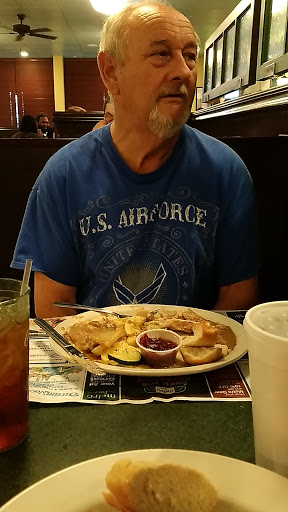 Shopping Mall «Midtown Village», reviews and photos, 1800 McFarland Blvd E, Tuscaloosa, AL 35404, USA