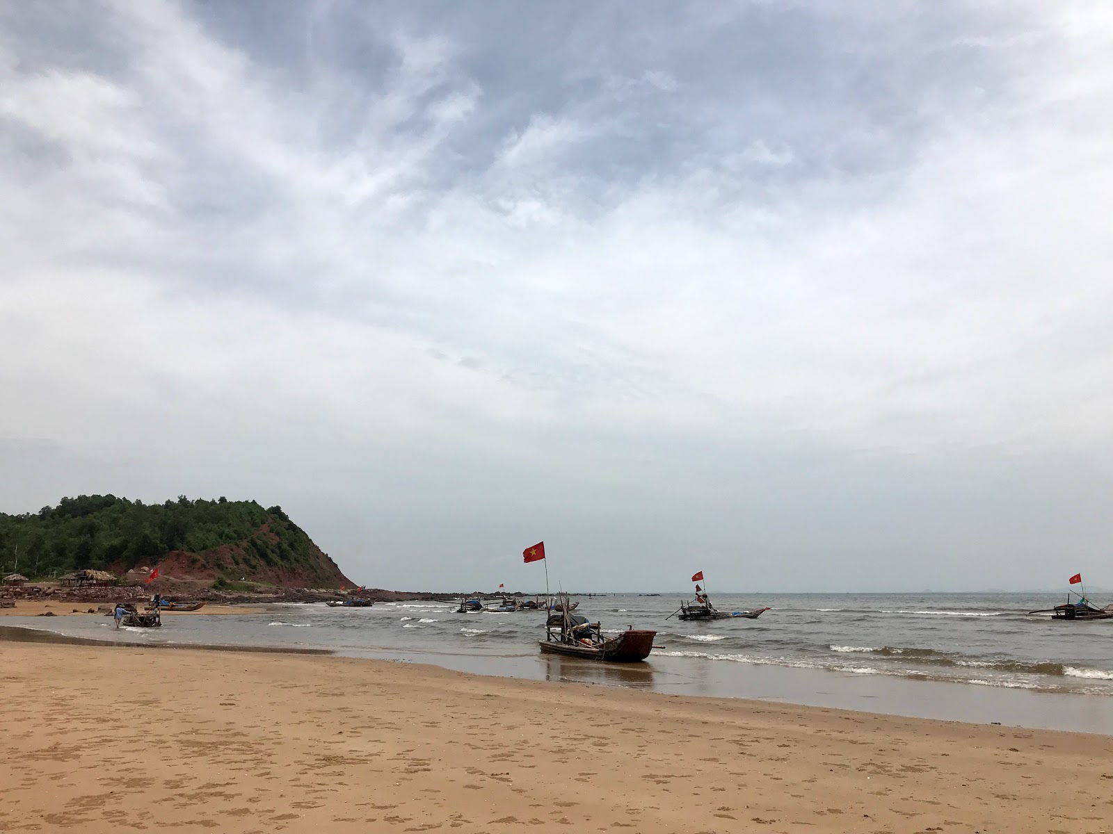 Foto av Cua Hien Beach och bosättningen