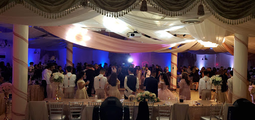 Shopping Mall «City Shopping Center», reviews and photos, 2201 Long Beach Blvd, Compton, CA 90221, USA