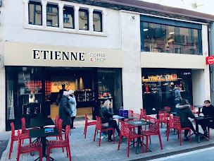 Photo n°18 de ETIENNE Coffee & Shop Narbonne à Narbonne ()