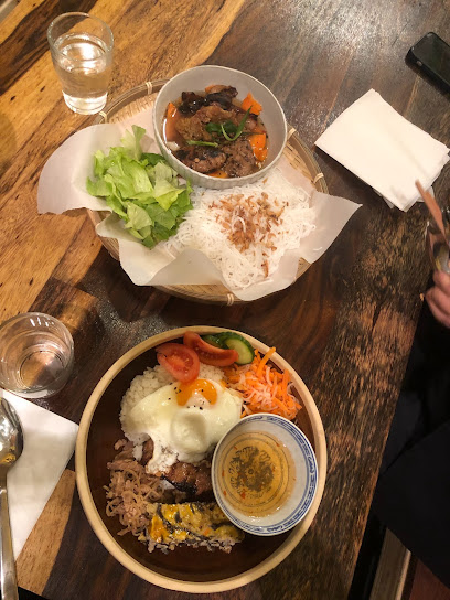 BANH MI N' GRILL | VIETNAMESE STREET FOOD | MOONAH