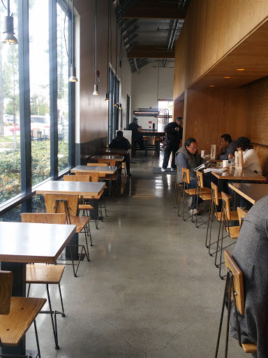 Mexican Restaurant «Chipotle Mexican Grill», reviews and photos, 9177 Central Ave, Montclair, CA 91763, USA