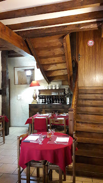 Atmosphère du Restaurant Lou Castel à Nages - n°11
