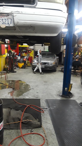 Auto Repair Shop «Automedic», reviews and photos, 1230 Western St B, Fairfield, CA 94533, USA