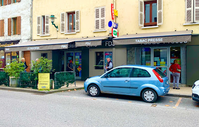 Le Savoisia Bar-Tabac presse (Pmu-Fdj) à Rumilly