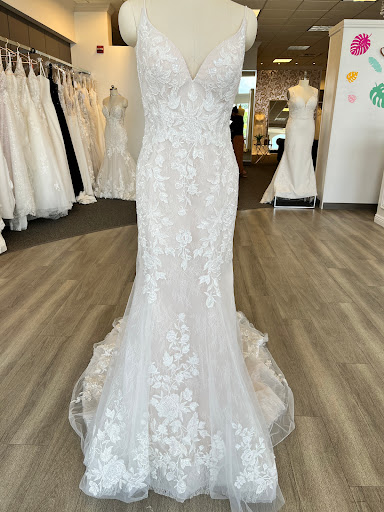 Bridal Shop «Paisley Bridal», reviews and photos, 73-09 Metropolitan Ave, Middle Village, NY 11379, USA