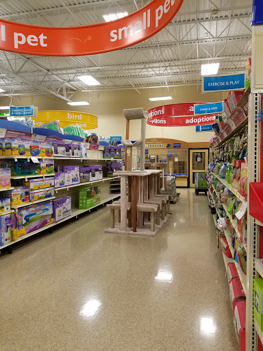 Pet Supply Store «PetSmart», reviews and photos, 3096 N Eastman Rd, Longview, TX 75605, USA