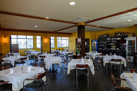 El Paso Honroso Restaurante N-120, km 335, 24286 Hospital de Órbigo, León, España