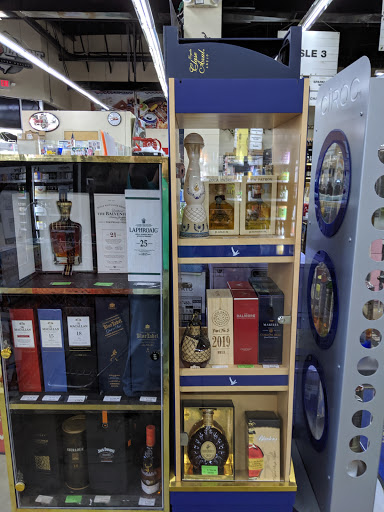 Wine Store «Oak Tree Wine and Spirits», reviews and photos, 902 Oak Tree Ave, South Plainfield, NJ 07080, USA