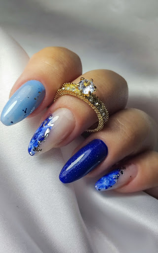 Logo da empresa - Alongamento de unhas Amanda Risso Nail Studio