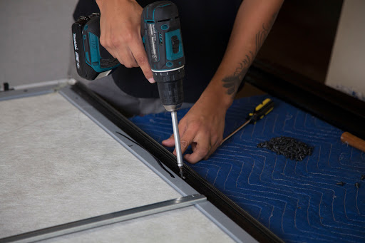 Used Office Furniture Store «Office Furniture Resources», reviews and photos, 2451 S Wolf Rd, Des Plaines, IL 60018, USA