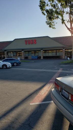 Grocery Store «Vons», reviews and photos, 350 N Lemon Ave, Walnut, CA 91789, USA