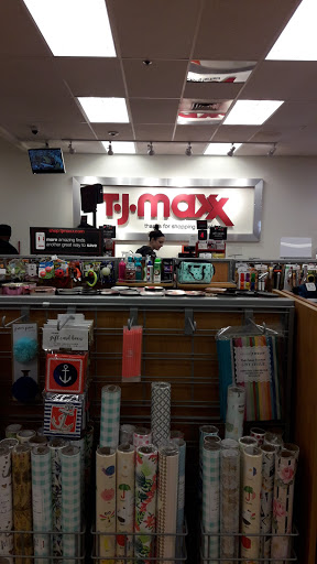 Department Store «T.J. Maxx», reviews and photos, 425 Tunxis Hill Cut Off, Fairfield, CT 06825, USA