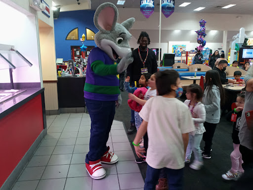 Shopping Mall «Evergreen Shopping Center», reviews and photos, 5015 Tacoma Mall Blvd, Tacoma, WA 98409, USA