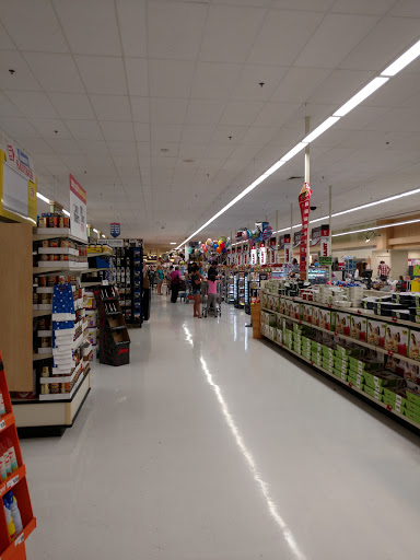 Grocery Store «Giant Food Stores», reviews and photos, 255S S Spring Garden St, Carlisle, PA 17013, USA