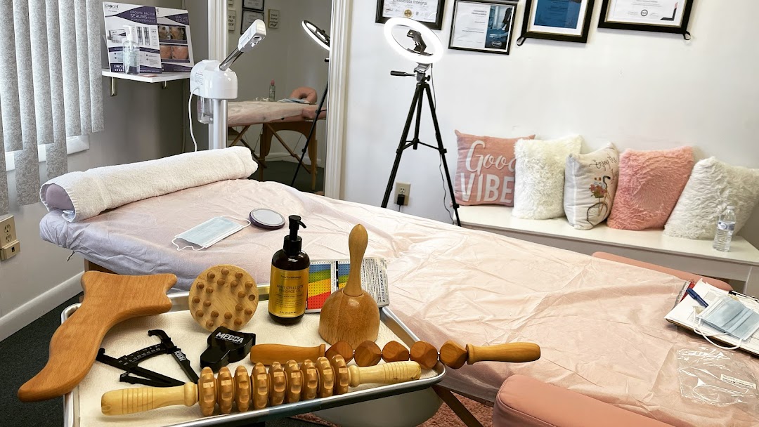 Haute Brows. Cosmetic Tattoo